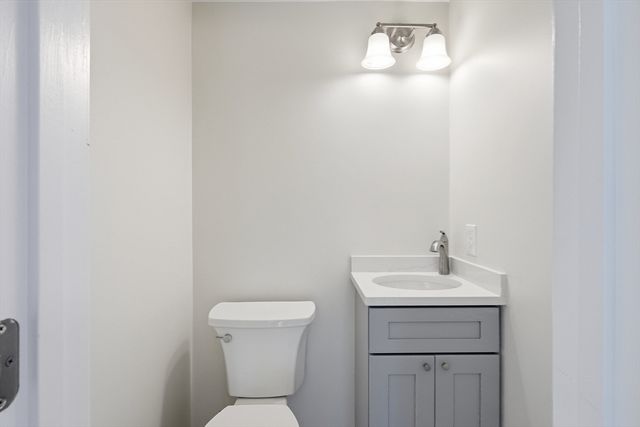 25 Cumberland Rd., Lynn, MA 01904