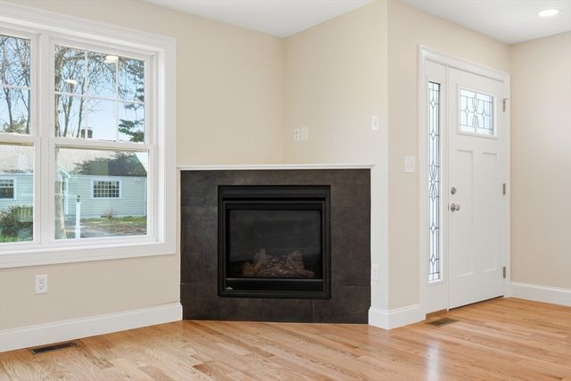 25 Cumberland Rd., Lynn, MA 01904