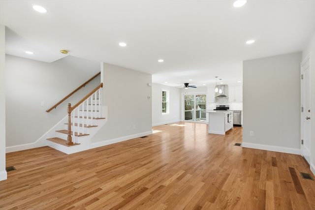 25 Cumberland Rd., Lynn, MA 01904