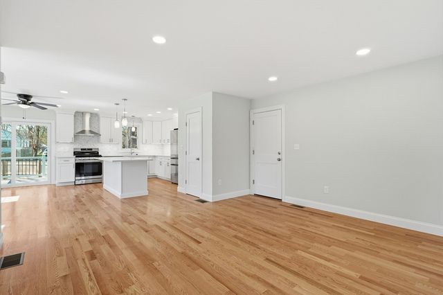 25 Cumberland Rd., Lynn, MA 01904