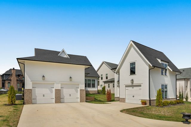 7008 Kinderhook Rd, Nashville, TN 37221