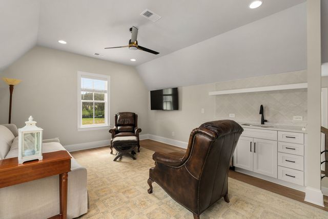 7008 Kinderhook Rd, Nashville, TN 37221