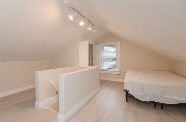 191 Coggeshall Avenue 3, Newport, RI 02840