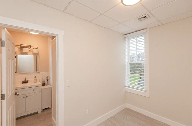 191 Coggeshall Avenue 3, Newport, RI 02840