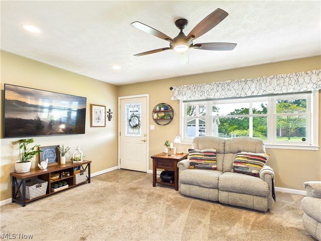 343 Meadow Lane, Parkersburg, WV 26101