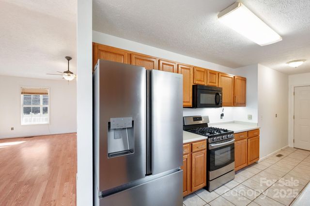 104 Melody Lane, Maggie Valley, NC 28751