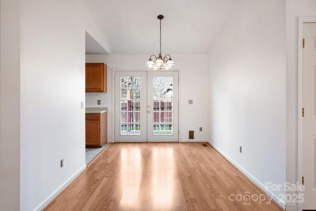 104 Melody Lane, Maggie Valley, NC 28751