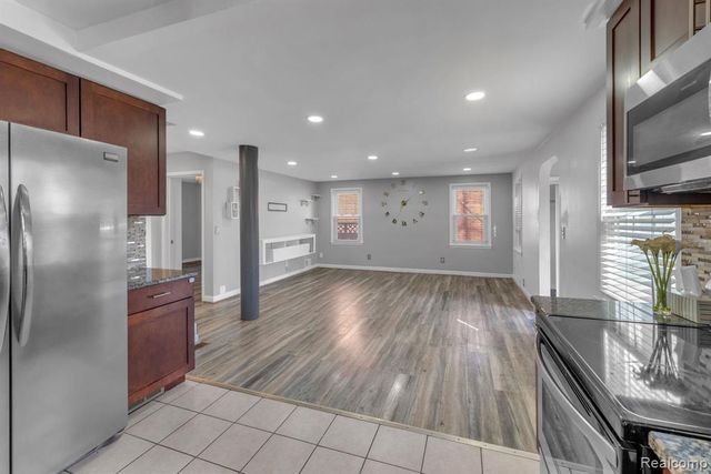 2229 Burger Street, Dearborn, MI 48128