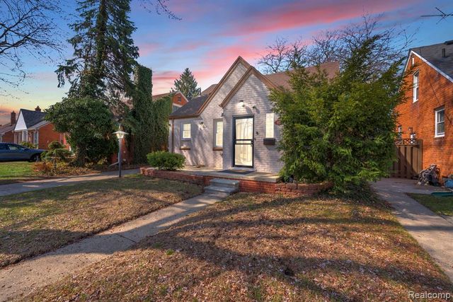 2229 Burger Street, Dearborn, MI 48128