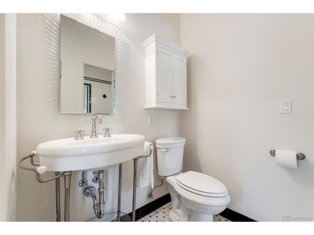 6901 E 12th Ave, Denver, CO 80220