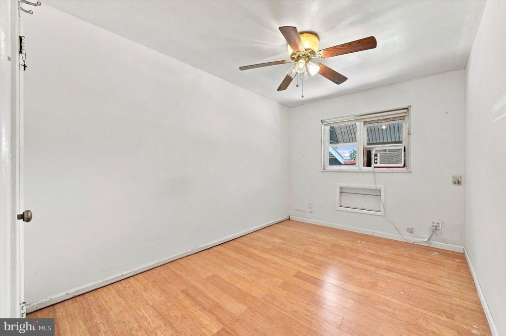 2240 S 56TH ST, PHILADELPHIA, PA 19143 — photo 5
