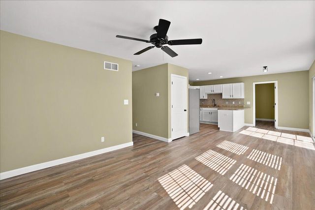 10725 Illinois Street, Crown Point, IN 46307