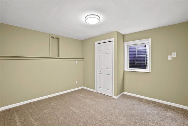 10725 Illinois Street, Crown Point, IN 46307