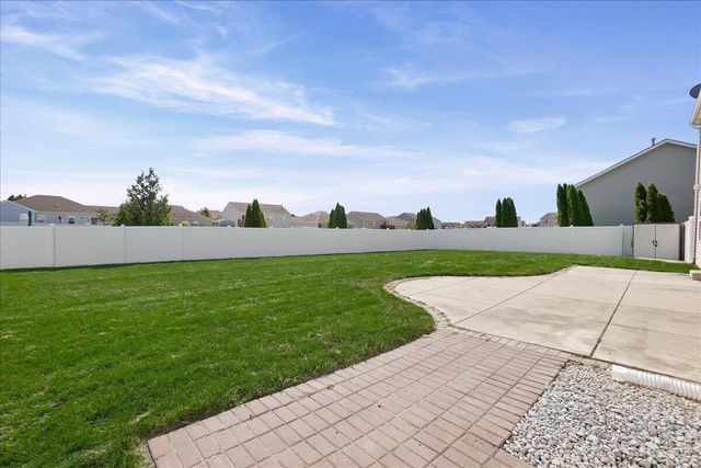 10725 Illinois Street, Crown Point, IN 46307