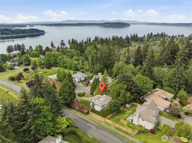 209 Casey Court, Steilacoom, WA 98388