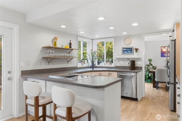 209 Casey Court, Steilacoom, WA 98388