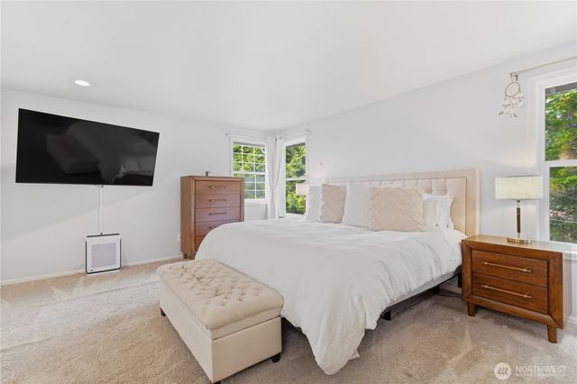 209 Casey Court, Steilacoom, WA 98388