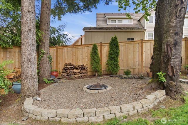209 Casey Court, Steilacoom, WA 98388