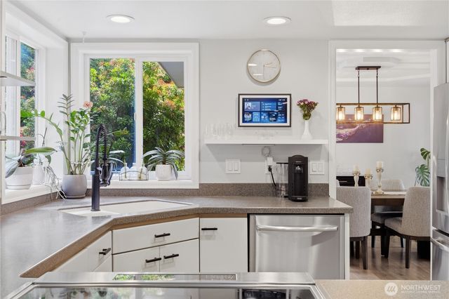 209 Casey Court, Steilacoom, WA 98388