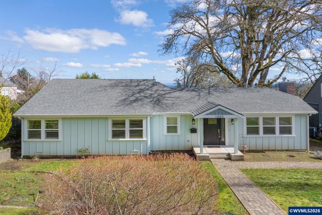 1880 Fairmount Av S, Salem, OR 97302