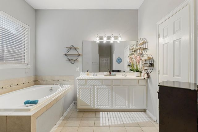 26823 Lakeridge Park Lane, Cypress, TX 77433