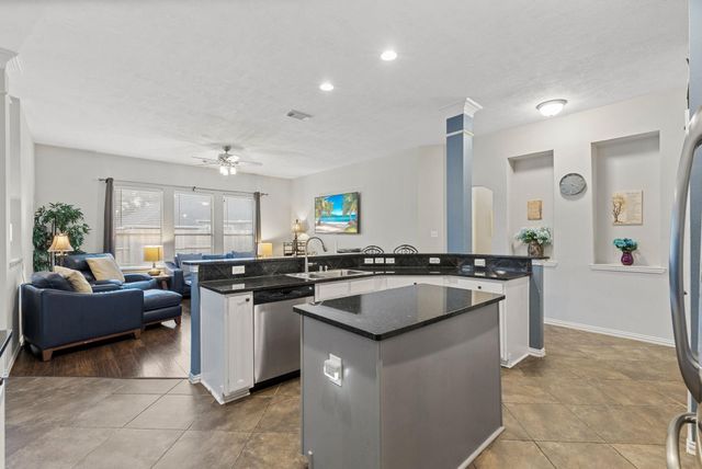 26823 Lakeridge Park Lane, Cypress, TX 77433