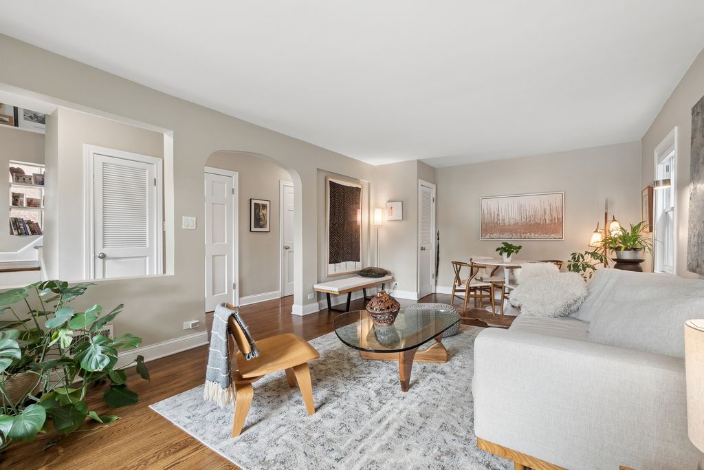 2916 W Fargo Avenue, Chicago, IL 60645 — photo 5