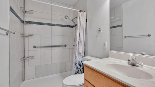 10206 Propps Street NE, Albuquerque, NM 87112