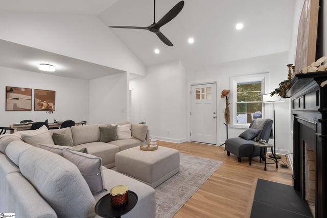 304 Wedgewood Drive, Greenville, SC 29609