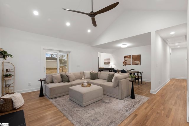 304 Wedgewood Drive, Greenville, SC 29609