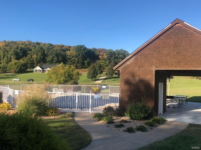 600 N High Post Road, Augusta, MO 63332