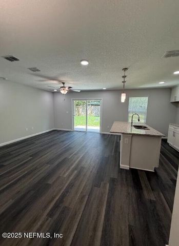 7939 MARINER Street, Jacksonville, FL 32220