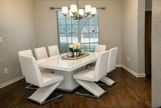 632 Mockingbird Lane, Desoto, TX 75115