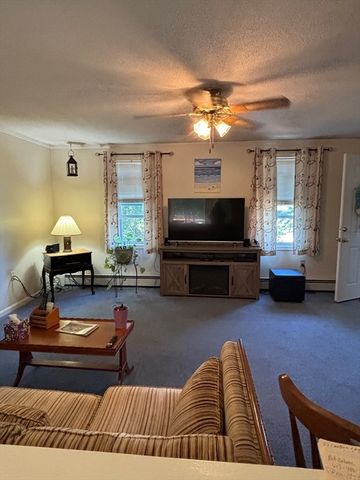 54 Lantern Lane 2, Dracut, MA 01826