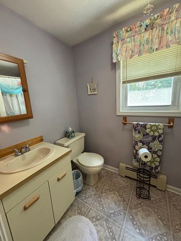 54 Lantern Lane 2, Dracut, MA 01826