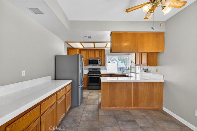 3005 Chuckwagon Road, Palmdale, CA 93550