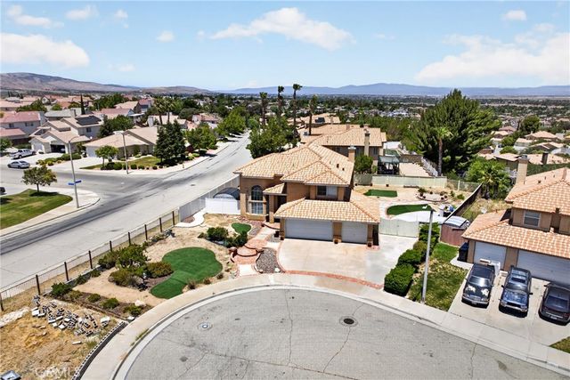 3005 Chuckwagon Road, Palmdale, CA 93550