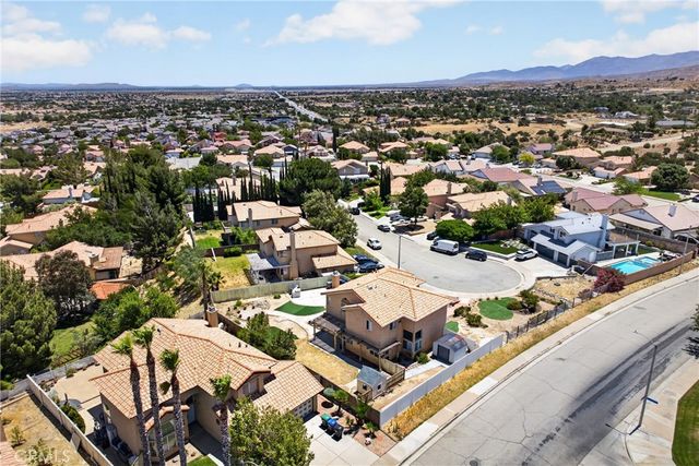 3005 Chuckwagon Road, Palmdale, CA 93550