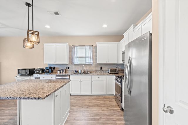 192 Long Leaf Pine Dr., Conway, SC 29526