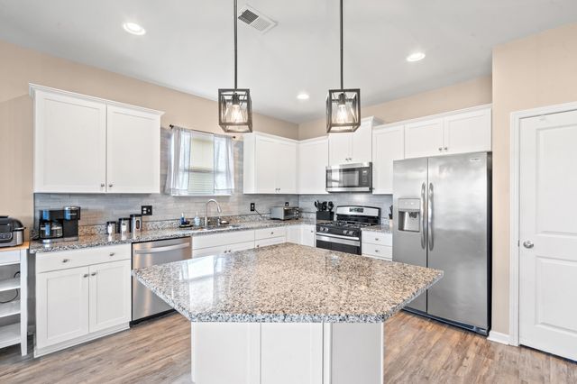 192 Long Leaf Pine Dr., Conway, SC 29526