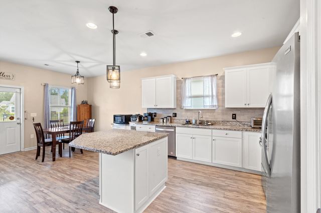 192 Long Leaf Pine Dr., Conway, SC 29526