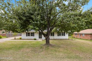 2389 Napoleon Avenue, Pearl, MS 39208