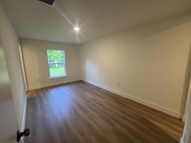 311 N 16th Street, Fort Pierce, FL 34950