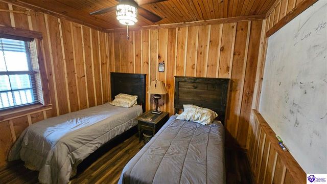 2586 Logsdon Cemetery Road, Clarkson, KY 42726