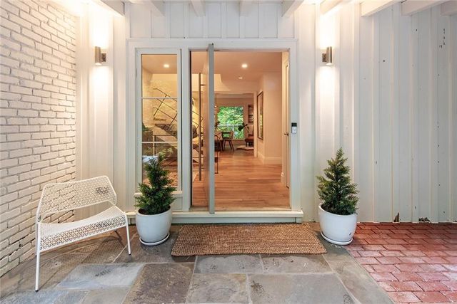 695 W Conway Drive NW, Atlanta, GA 30327