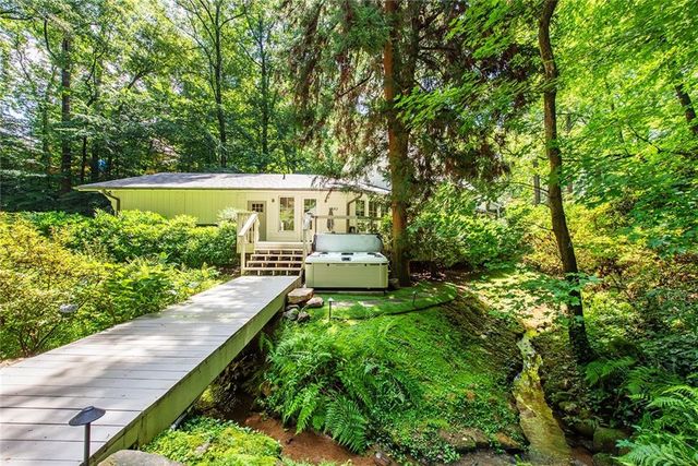 695 W Conway Drive NW, Atlanta, GA 30327
