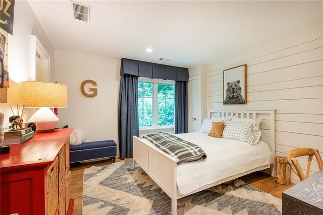 695 W Conway Drive NW, Atlanta, GA 30327