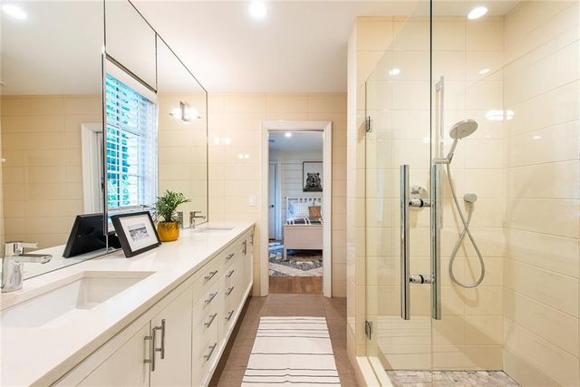 695 W Conway Drive NW, Atlanta, GA 30327