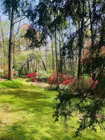 695 W Conway Drive NW, Atlanta, GA 30327