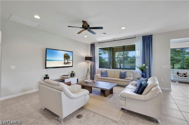 7103 Lily WAY, Naples, FL 34114
